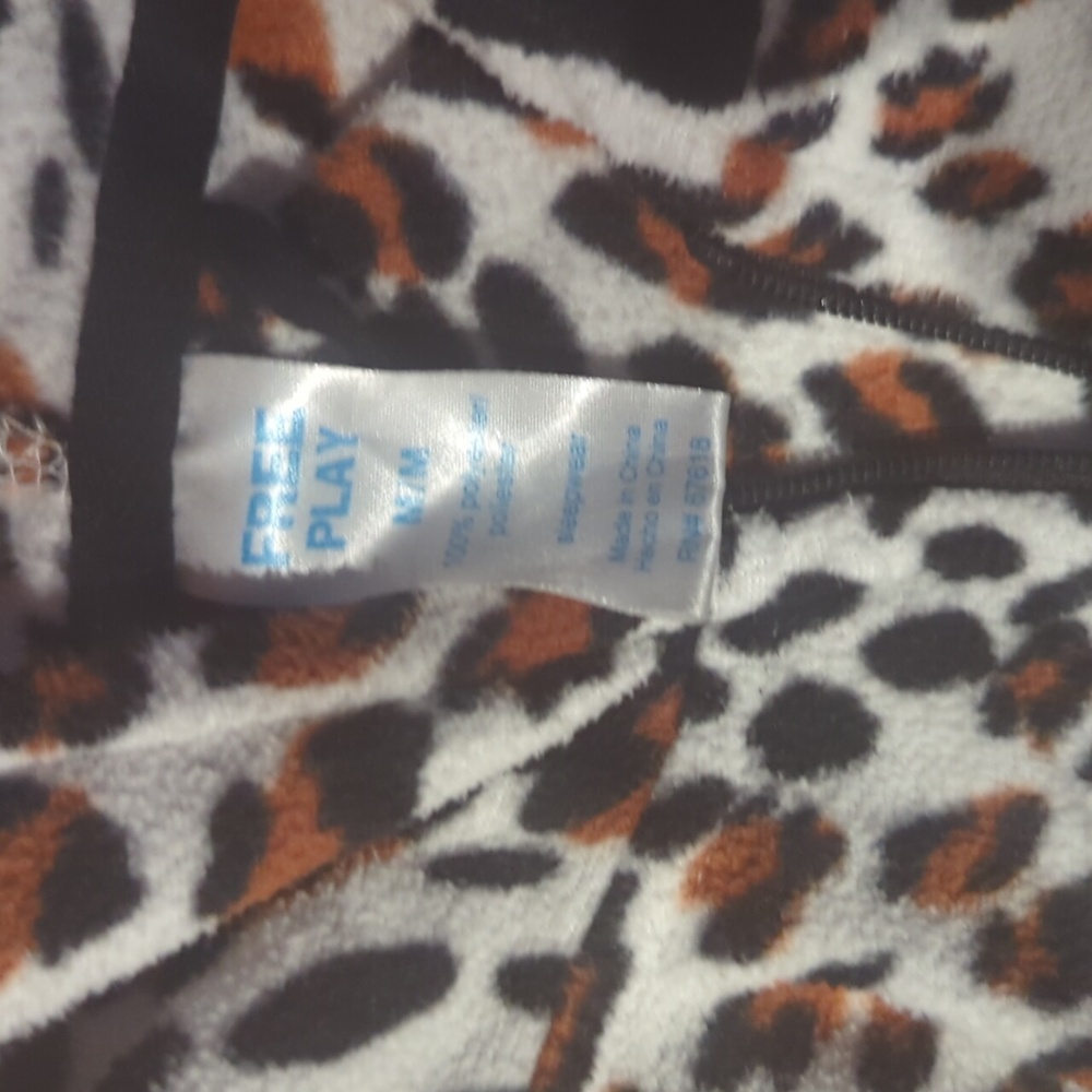 Leopard Print Hooded Robe - image 2